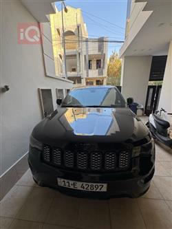 جیپ گراند شیرۆکی